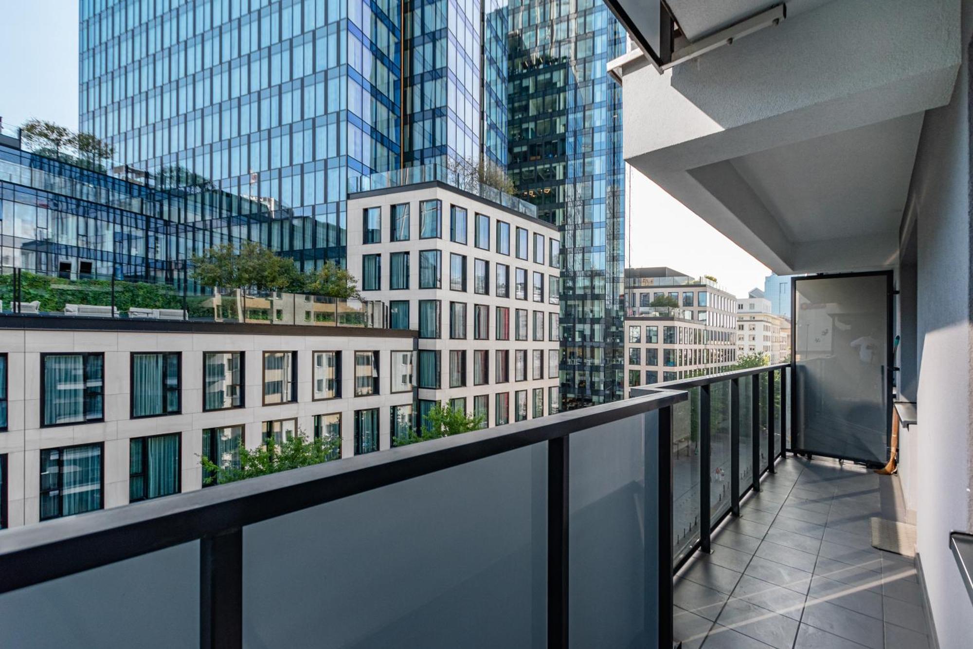Chmielna 104 -b By Homeprime * Warszawa